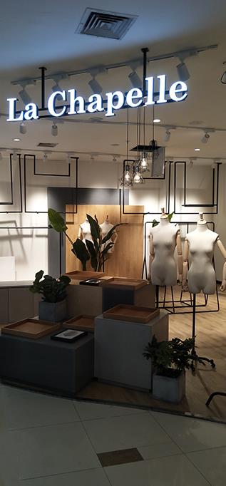 服裝展柜設計1